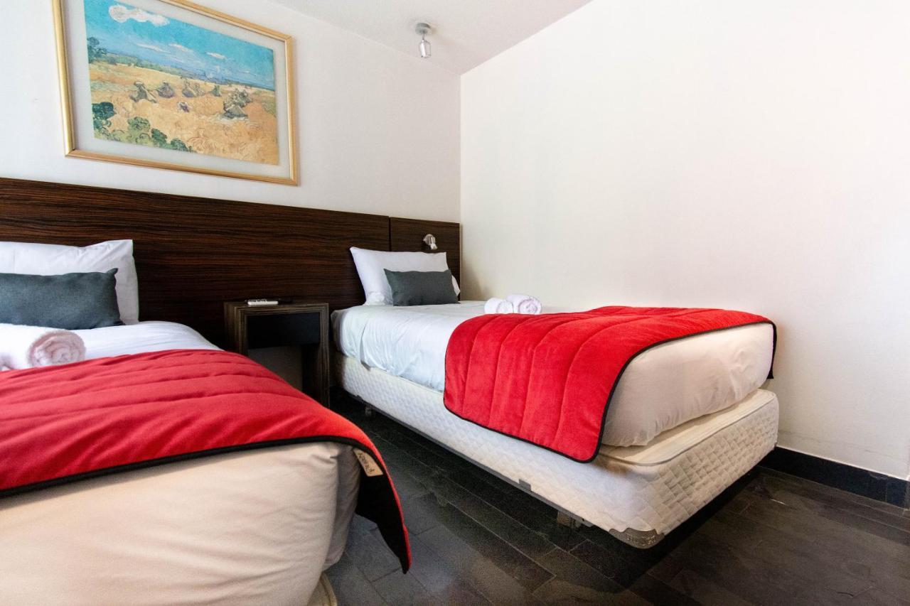 Tribeca Twin Room - Studio With Pool, Wifi, Ac Santiago Luaran gambar
